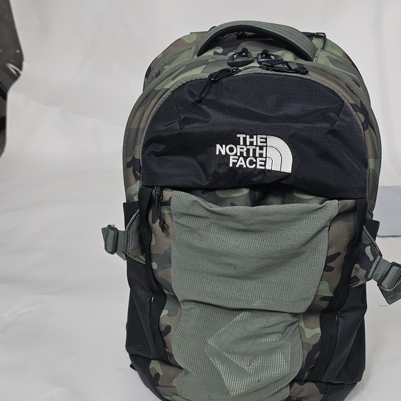 The North Face Men's Camouflage Backpack - Picture 1 of 12